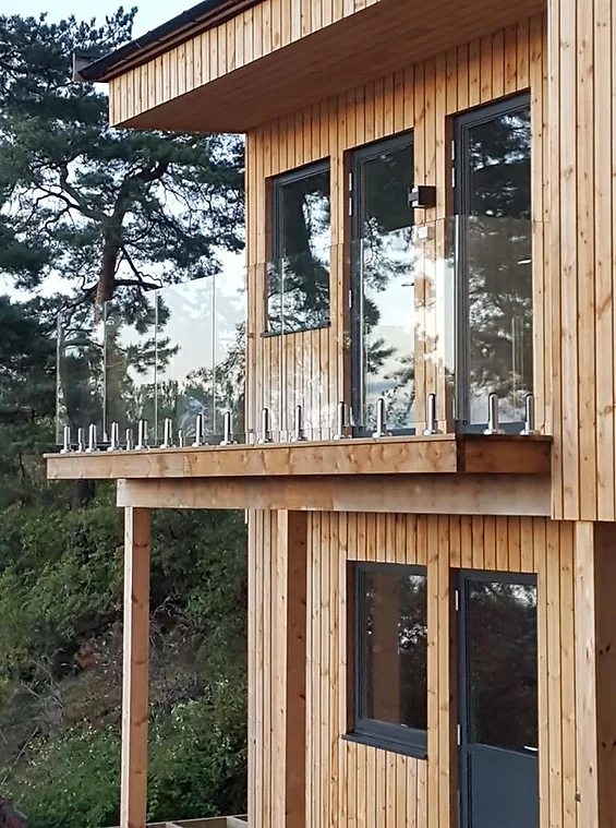 Glassrekkverk 2